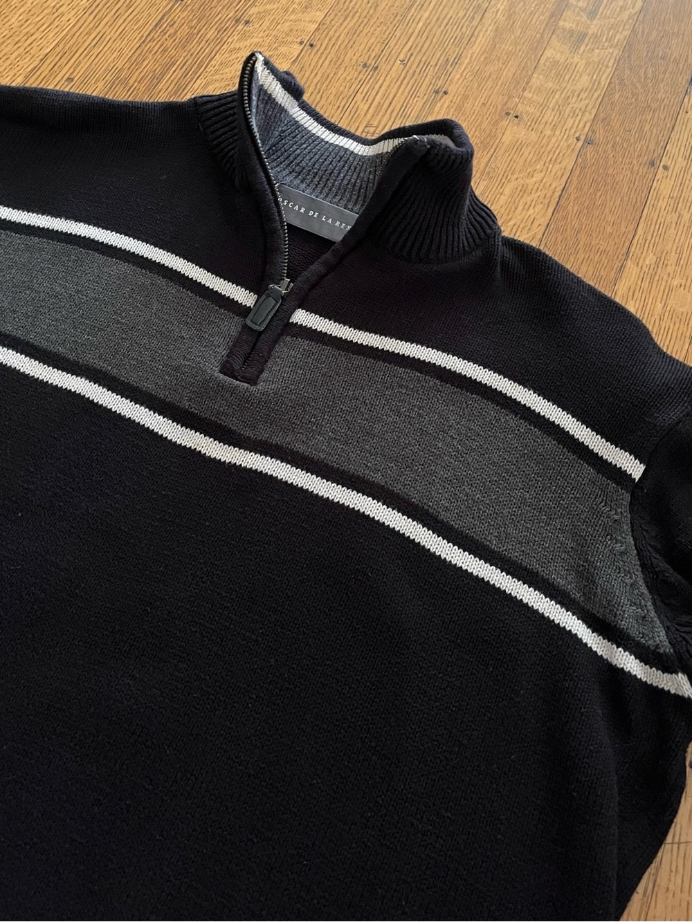 Oscar de la Renta Black, Gray & White Zip-Neck Sweater
